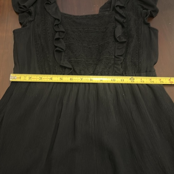 American Eagle Black Ruffled Lace Romper 
Size L - Picture 16 of 17